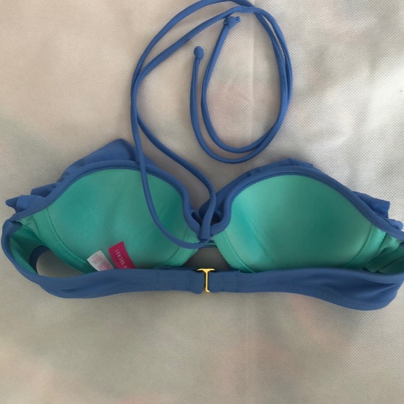 Swimsuit Top - Picture 2 of 3